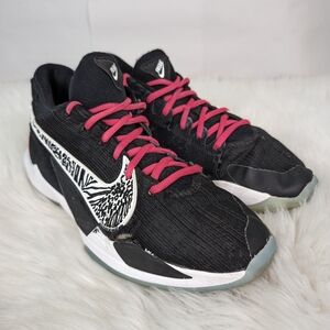 Nike Zoom Freak 2 unisex training running shoes, Youth size 6.5, black